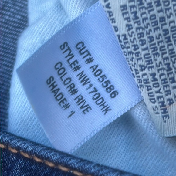 Hudson Signsture 5 Pocket Bootcut Jeans Women's Size 28 - Picture 9 of 9